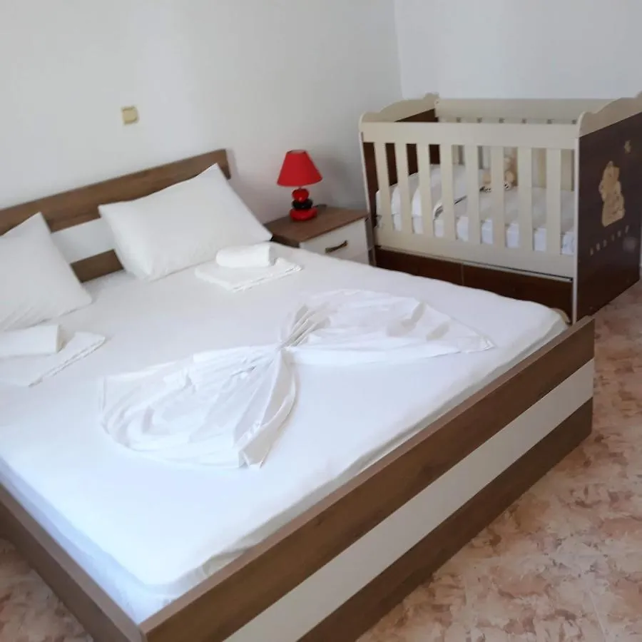 Apartmán Familiar Apartments!Near The Beach & Butrinti Lake! Ksamil